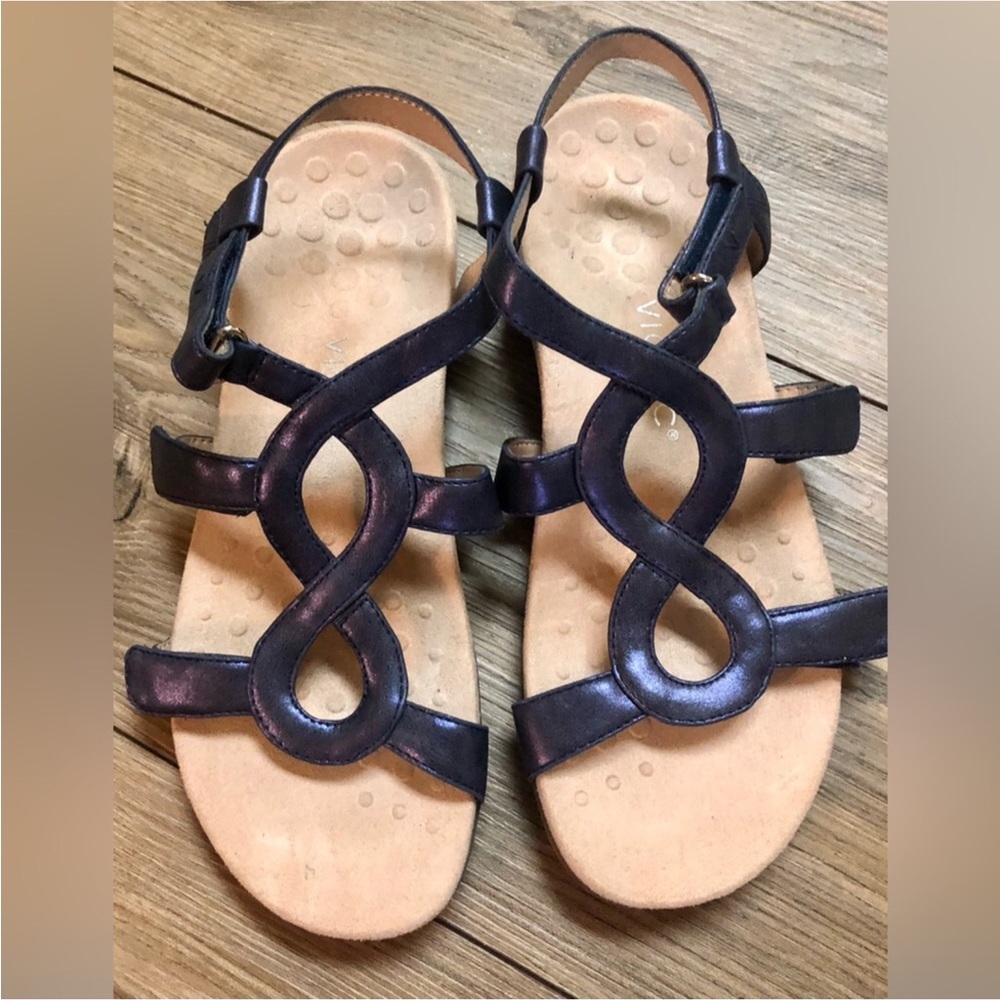 Vionic Women's Dark Purple Metallic Strappy Sandals